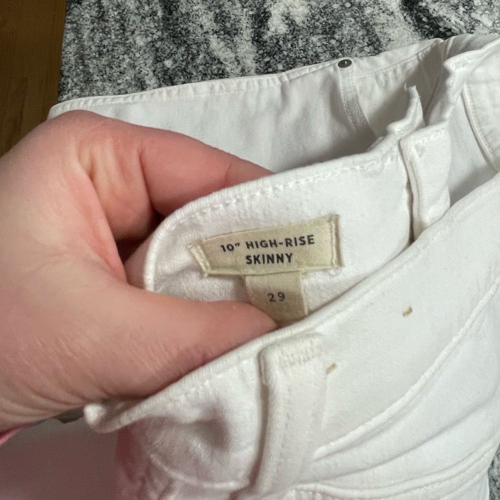 Madewell 10" High-Rise Skinny Jeans in Pure White - Picture 7 of 10
